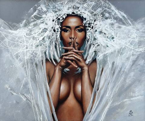 Jest to bardzo interesujący obraz, który wzbudza wiele emocji. Na pierwszy rzut oka, widać, że artysta chciał przekazać coś bardzo ważnego i głębokiego. Popiersie Afroamerykanki w aureoli otoczonej bielą i szarościami symbolizuje pewną duchową siłę, która jest w stanie przetrwać nawet najtrudniejsze chwile. Dłonie ze splecionymi palcami osłaniają szyję, co może oznaczać, że kobieta ta chroni swoją duszę przed złem. Palce wskazujące skierowane do góry symbolizują nadzieję i wiarę w lepsze jutro. Patrząca na nas Afroamerykanka z posępną miną może być interpretowana jako wyraz bólu i cierpienia, ale jednocześnie jako determinacja i siła wewnętrzna.